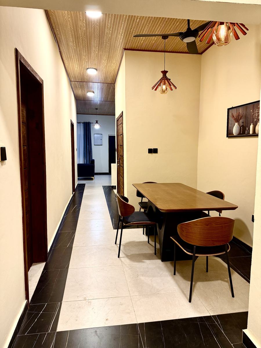 Luxury 1 bedroom, Dining area and hallway