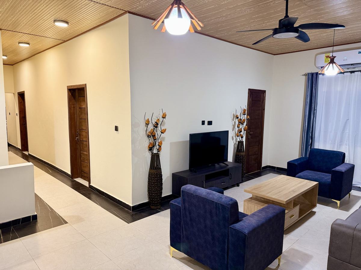 Luxury 3 bedroom, Living area with hallway and TV